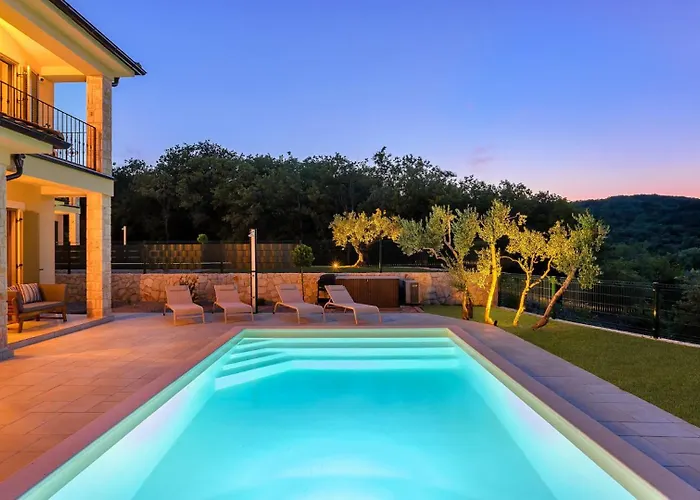 别墅 Isla Blue 2 Pool&welness Krk By Guide 瓦比尼科